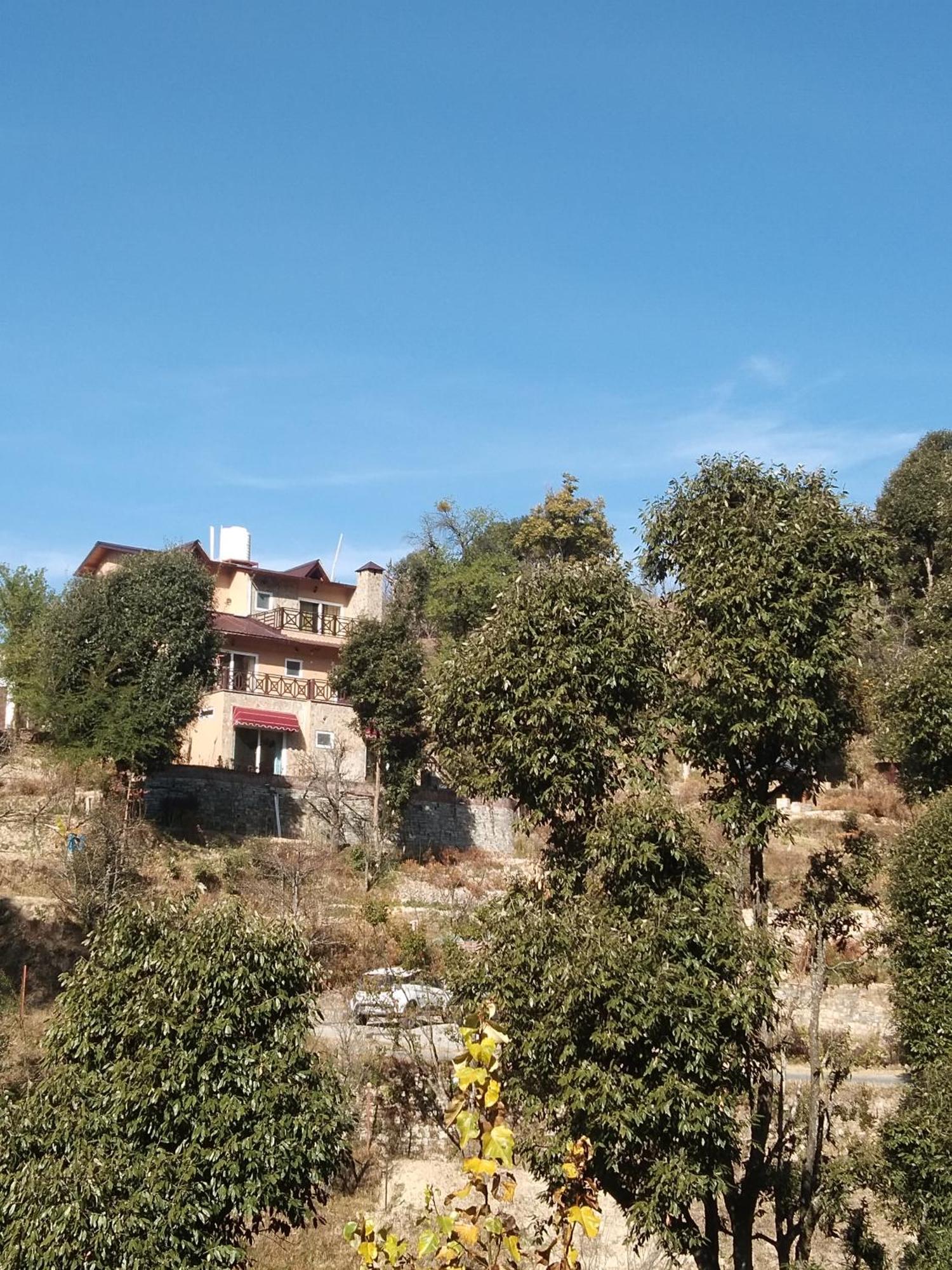 Farm stay Francolin Lodge-farmstay @ Darima Mukteshwar